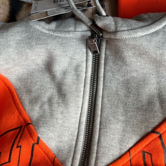 WEAR Orange Flyers Hoodie - Picture 3 of 5